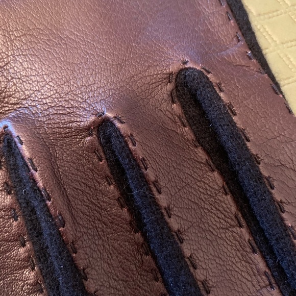 NWT Ralph Lauren Touch Gloves - Picture 5 of 6